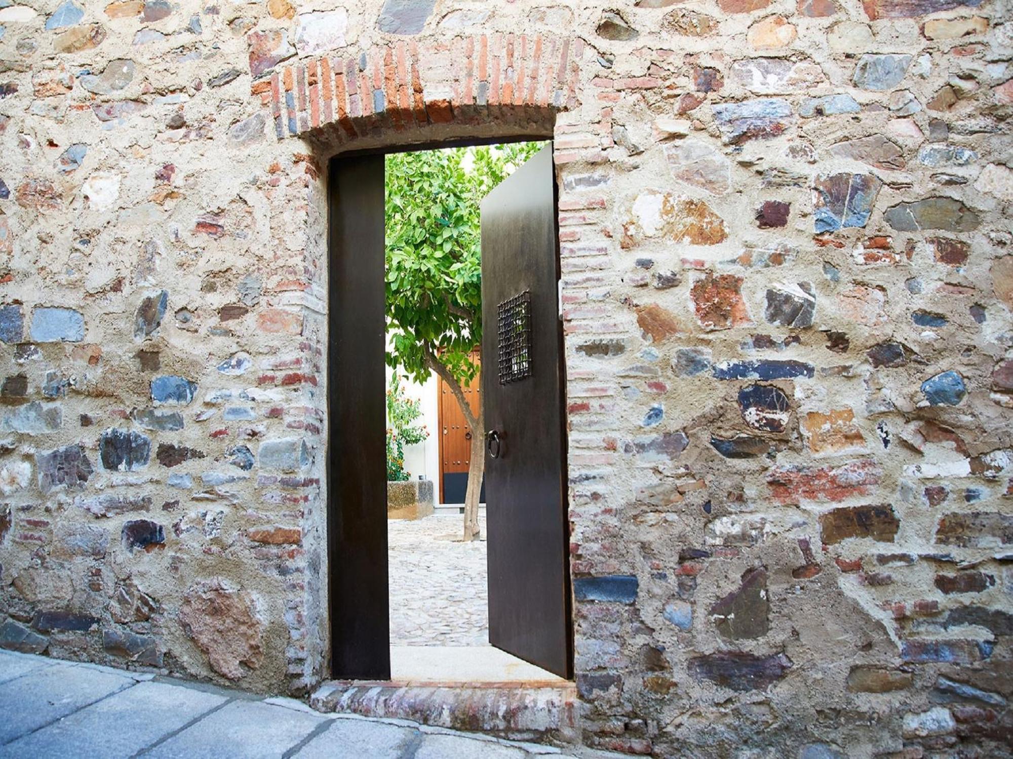 Apartamentos San Pablo Caces Buitenkant foto